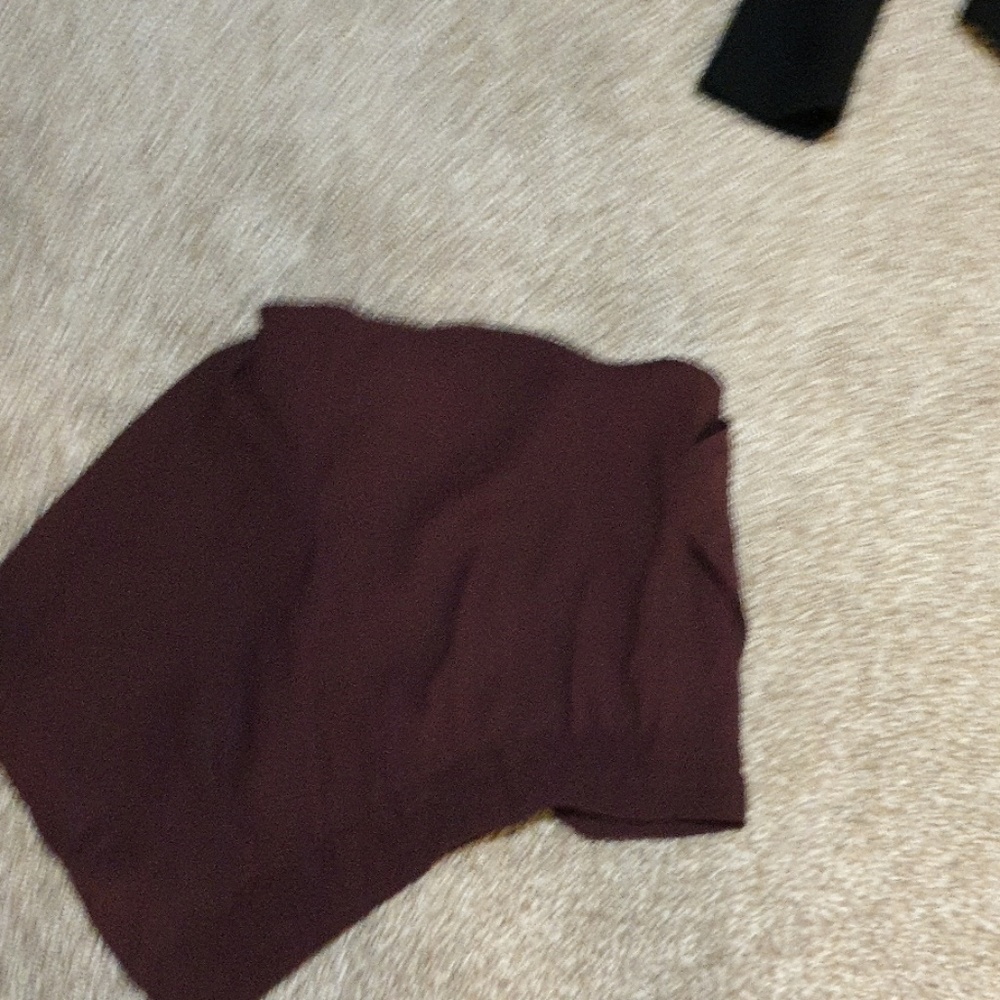 Shorts - Picture 3 of 3